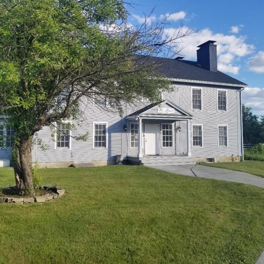 The Bond 1786 Inn (Adults Only) Warrensburg Εξωτερικό φωτογραφία