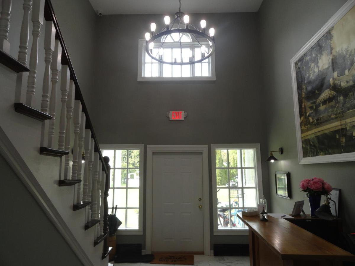 The Bond 1786 Inn (Adults Only) Warrensburg Εξωτερικό φωτογραφία